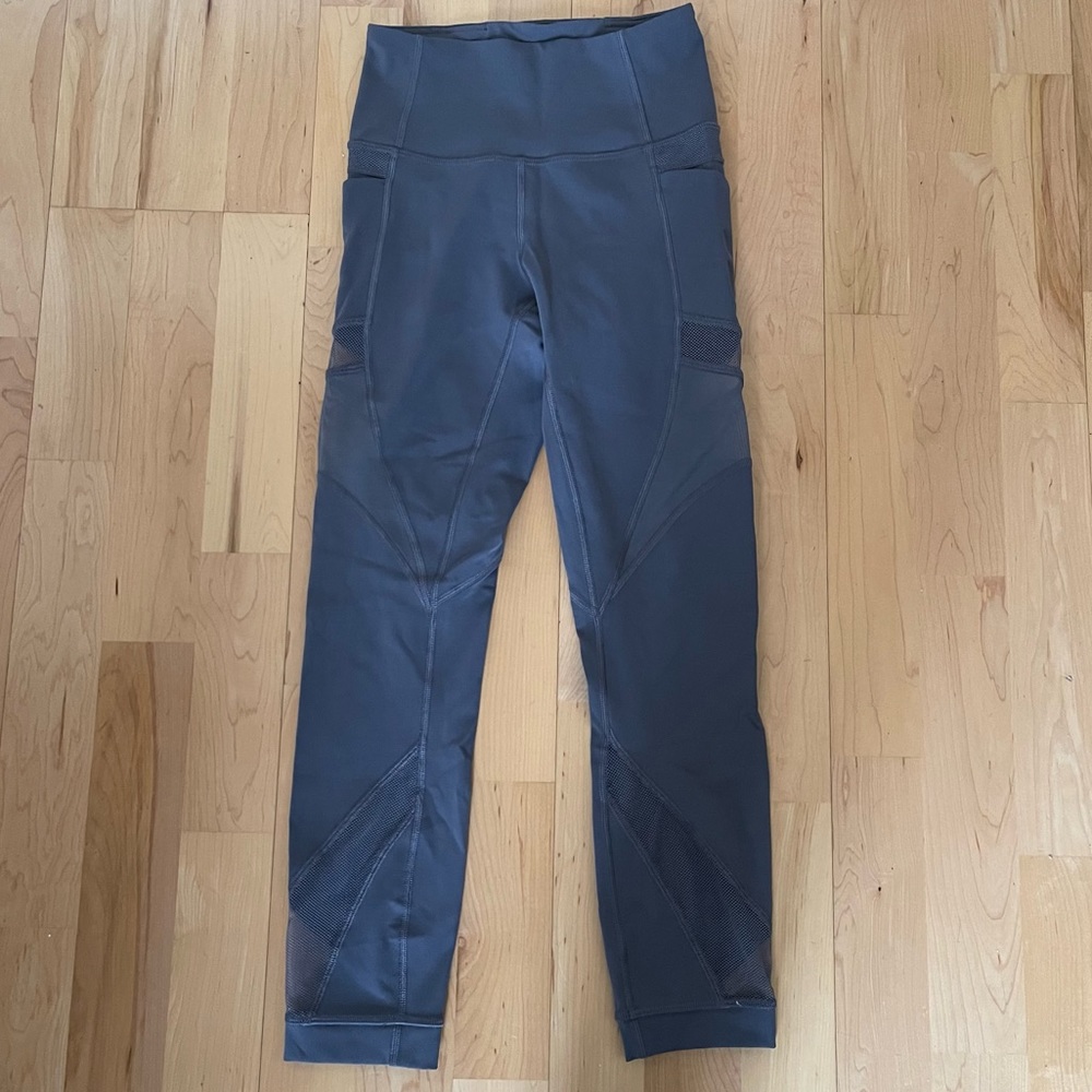 Lululemon Mesh In Motion Crop 23” Leggings